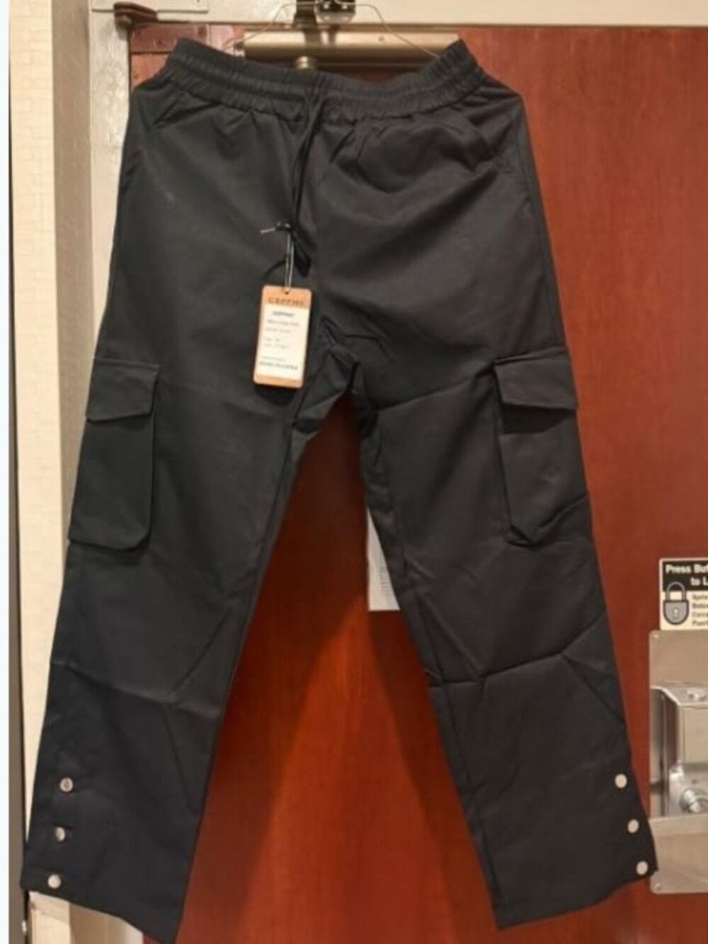 Men's Camo Cargo Pants Elastic Waist  size M - Picture 2 of 3